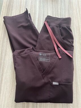 Figs Scrub Set in Espresso